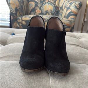 Elegant Black Women's Shoes